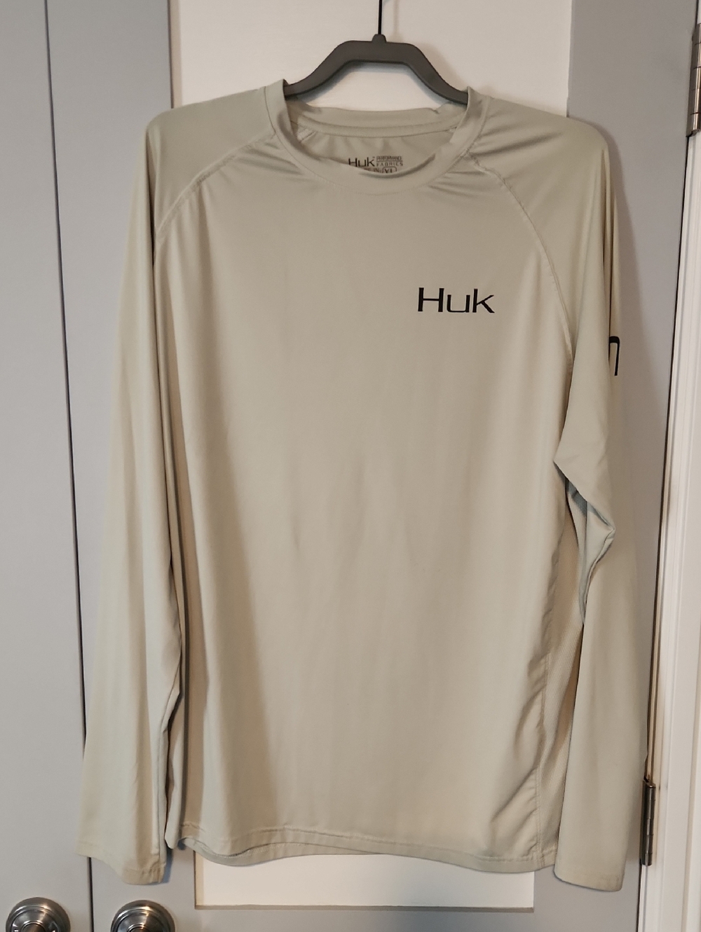 Huk Long Sleeve Performance Top - Sage Green, size XL